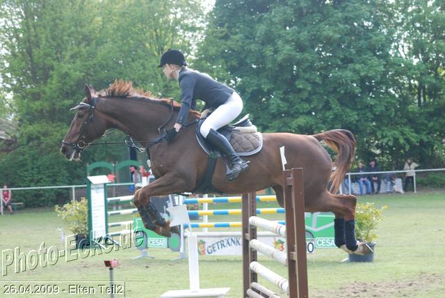 082.jpg