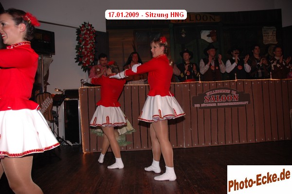 043.jpg