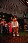 075.jpg