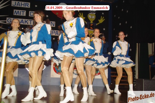 041.jpg