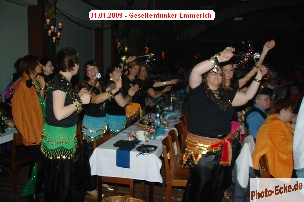220.jpg