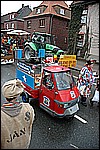 051.jpg