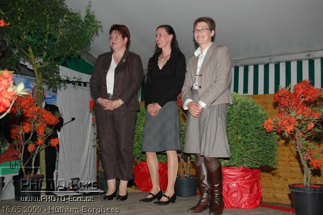 051.jpg