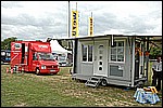 053.jpg