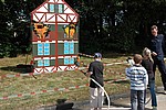 051.jpg