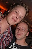 048.jpg