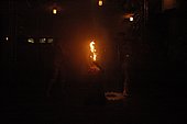 051.jpg